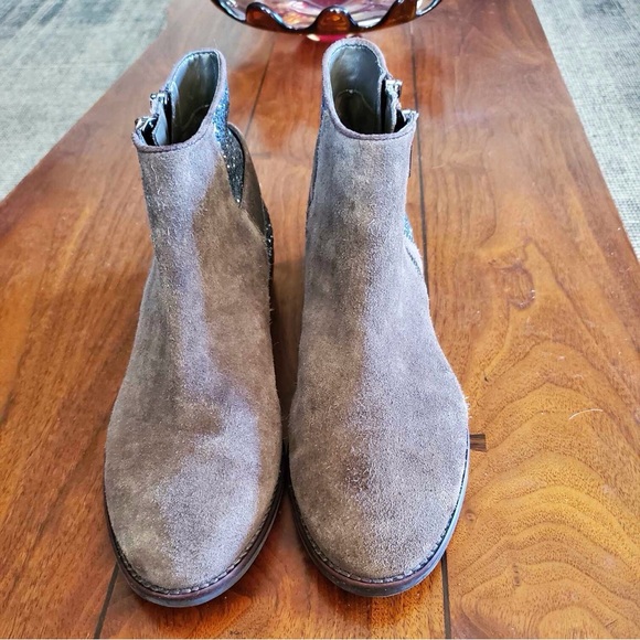 Gianni Bini Macke Suede Boot Brown Size 8.5 - Picture 3 of 11